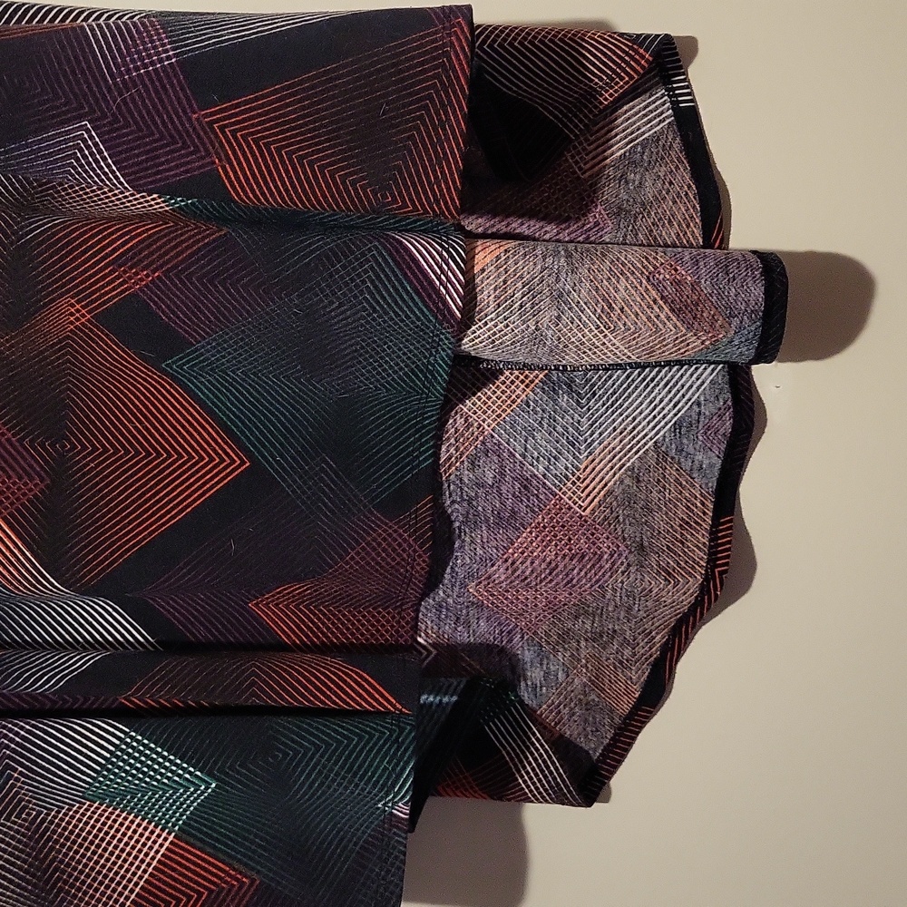Geometric Patterned Dress - Picture 2 of 4